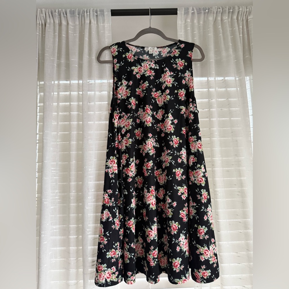 Nine Britton Black Floral Flare Dress
